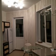 Балконная дверь отдельно от пластикового окна на кухне Балконная дверь отдельно от пластикового окна.